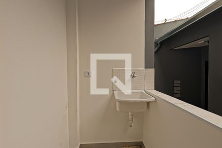 Studio para alugar com 30m², 1 quarto e sem vaga Studio para alugar com 30m², 1 quarto e sem vagaÁrea de Serviço