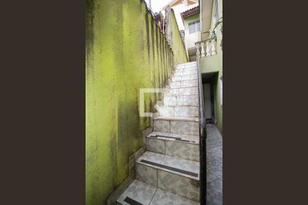 Casa para alugar com 125m², 1 quarto e sem vagaEscada