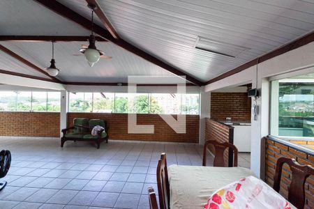 Casa à venda com 180m², 3 quartos e 3 vagasTerraço