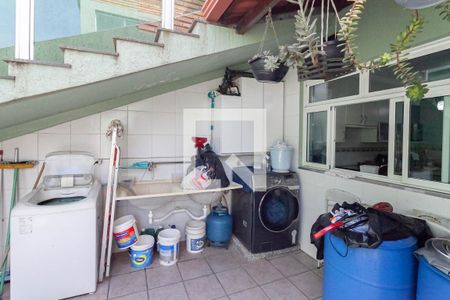 Casa à venda com 180m², 3 quartos e 3 vagasÁrea de serviço 