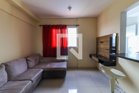 Sala de apartamento para alugar com 2 quartos, 48m² em Jardim Clementino, Taboão da Serra