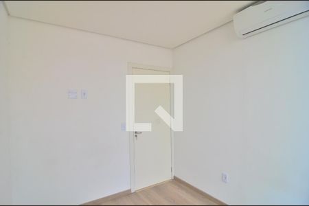 Quarto 1 de apartamento à venda com 2 quartos, 51m² em Niterói, Canoas
