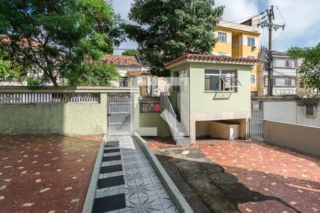 Apartamento para alugar com 66m², 2 quartos e 1 vaga Apartamento para alugar com 66m², 2 quartos e 1 vagaEntrada e Guarita