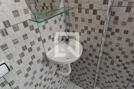 Apartamento para alugar com 66m², 2 quartos e 1 vaga Apartamento para alugar com 66m², 2 quartos e 1 vagaBanheiro de Serviço