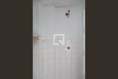 Apartamento à venda com 78m², 2 quartos e sem vaga Apartamento à venda com 78m², 2 quartos e sem vagaBanheiro de Serviço