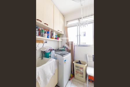 Apartamento à venda com 70m², 2 quartos e 1 vagaÁrea de Serviço