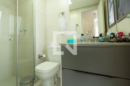 Apartamento à venda com 82m², 2 quartos e 2 vagasBanheiro da Suíte 2