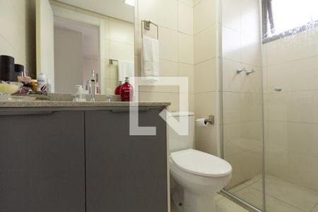 Apartamento à venda com 82m², 2 quartos e 2 vagasBanheiro da Suíte 1