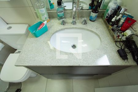 Apartamento à venda com 82m², 2 quartos e 2 vagasBanheiro da Suíte 2