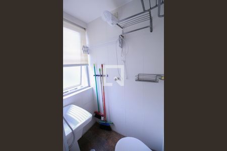 Casa à venda com 200m², 5 quartos e 3 vagasBanheiro de Serviço