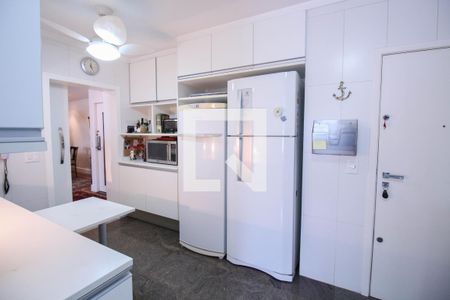 Casa à venda com 200m², 5 quartos e 3 vagasCozinha