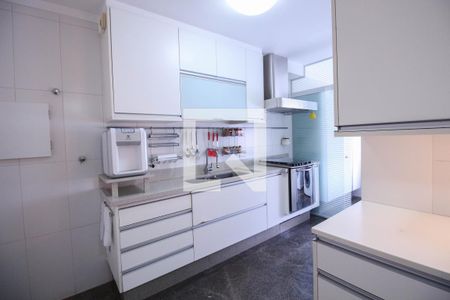 Casa à venda com 200m², 5 quartos e 3 vagasCozinha