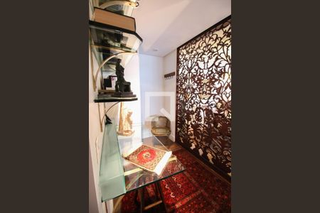 Sala de casa à venda com 5 quartos, 200m² em Vila Anglo Brasileira, São Paulo