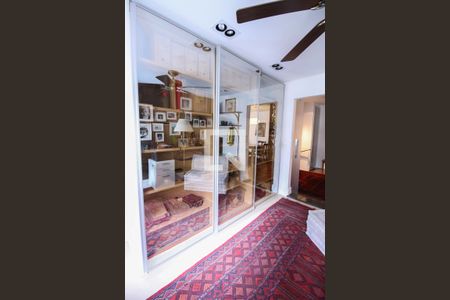 Casa à venda com 200m², 5 quartos e 3 vagasQuarto 2