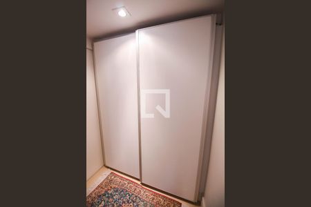 Casa à venda com 200m², 5 quartos e 3 vagasQuarto 1