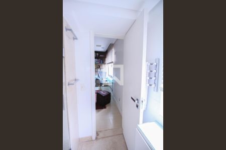 Casa à venda com 200m², 5 quartos e 3 vagasBanheiro