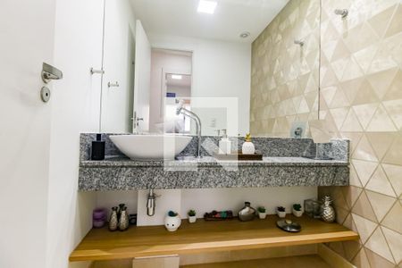 Apartamento à venda com 92m², 3 quartos e 2 vagas Apartamento à venda com 92m², 3 quartos e 2 vagasLavabo