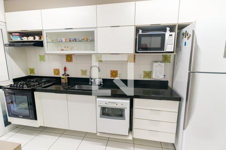 Apartamento à venda com 92m², 3 quartos e 2 vagas Apartamento à venda com 92m², 3 quartos e 2 vagasCozinha - Armários