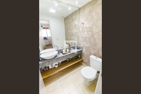 Apartamento à venda com 92m², 3 quartos e 2 vagas Apartamento à venda com 92m², 3 quartos e 2 vagasLavabo