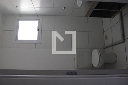 Banheiro da Suíte 1 de casa para alugar com 2 quartos, 51m² em Jardim Algarve, Alvorada