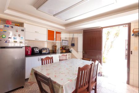 Cozinha de casa à venda com 4 quartos, 546m² em São José, Porto Alegre