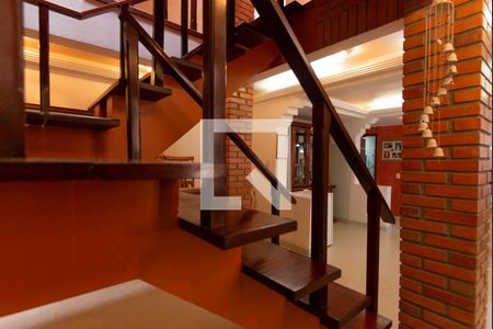 Escada de casa à venda com 4 quartos, 546m² em São José, Porto Alegre
