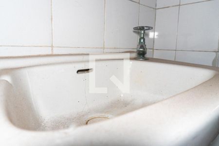 Casa à venda com 150m², 5 quartos e 5 vagasBanheiro de serviço Detalhe