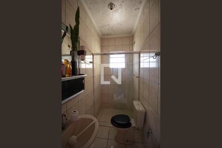 Casa à venda com 250m², 4 quartos e 2 vagasBanheiro