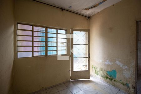 Casa à venda com 250m², 4 quartos e 2 vagasSala Casa 2