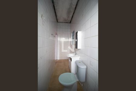 Banheiro de casa à venda com 4 quartos, 250m² em Jardim Casa Pintada, São Paulo