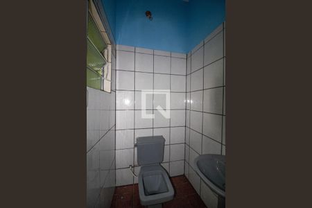 Casa à venda com 250m², 4 quartos e 2 vagasBanheiro