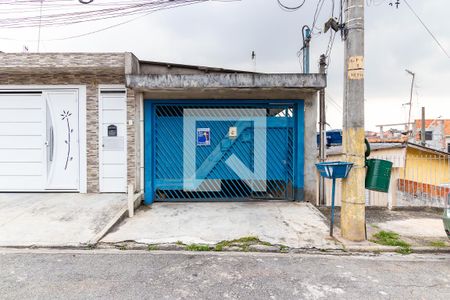 Casa à venda com 125m², 3 quartos e 2 vagas Casa à venda com 125m², 3 quartos e 2 vagasFachada