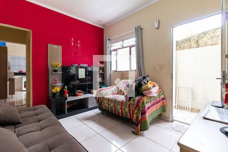 Sala de casa à venda com 3 quartos, 125m² em Vila Bozzini, São Paulo