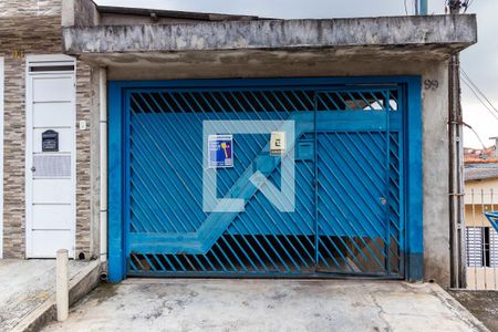 Casa à venda com 125m², 3 quartos e 2 vagas Casa à venda com 125m², 3 quartos e 2 vagasFachada