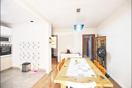 Casa à venda com 148m², 3 quartos e 2 vagasCozinha 2