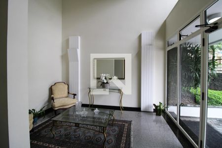 Apartamento à venda com 171m², 4 quartos e 4 vagasÁrea comum - Hall social