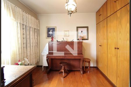 Apartamento à venda com 171m², 4 quartos e 4 vagasSuíte 2