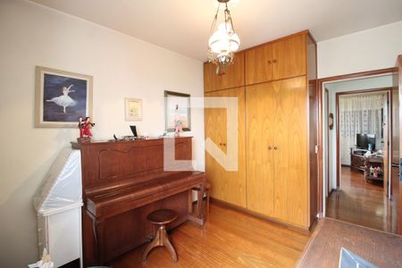 Apartamento à venda com 171m², 4 quartos e 4 vagasSuíte 2 - Armários