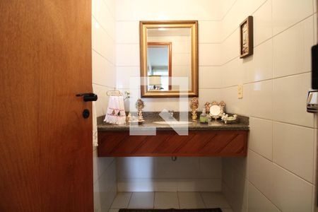 Apartamento à venda com 171m², 4 quartos e 4 vagasLavabo