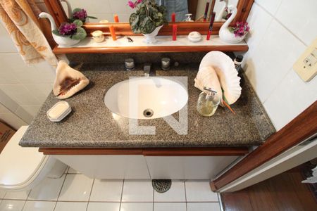 Apartamento à venda com 171m², 4 quartos e 4 vagasBanheiro social - Pia