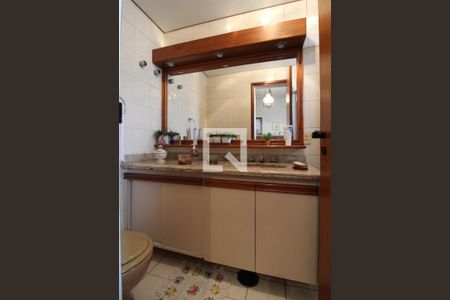Apartamento à venda com 171m², 4 quartos e 4 vagasDetalhe do banheiro da suíte 2