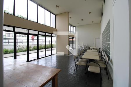 Apartamento à venda com 171m², 4 quartos e 4 vagasÁrea comum - Salão de festas