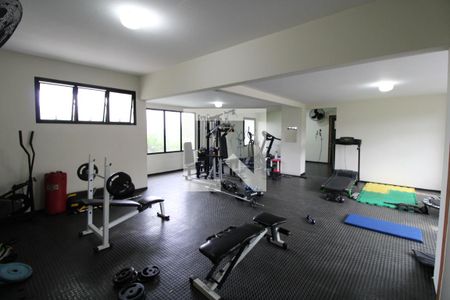 Apartamento à venda com 171m², 4 quartos e 4 vagasÁrea comum - Academia
