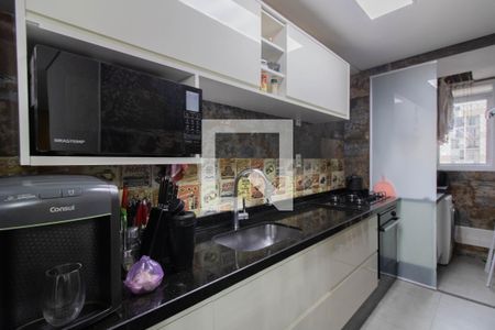 Apartamento à venda com 64m², 2 quartos e 1 vagaCozinha