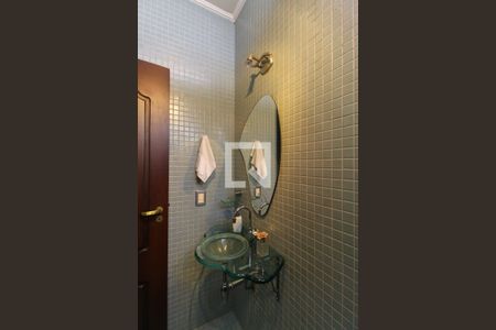 Casa à venda com 298m², 3 quartos e 4 vagasLavabo