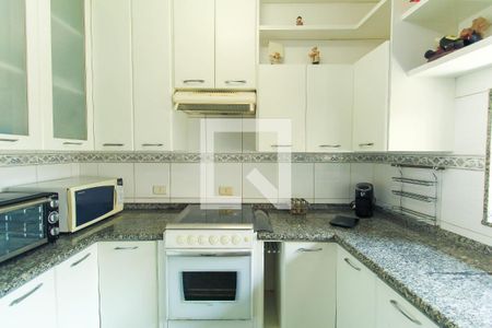 Casa à venda com 298m², 3 quartos e 4 vagasCozinha