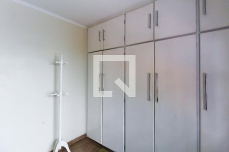 Casa à venda com 298m², 3 quartos e 4 vagasQuarto 2