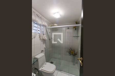 Casa à venda com 298m², 3 quartos e 4 vagasBanheiro 2