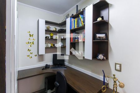 Casa à venda com 298m², 3 quartos e 4 vagasEscritório