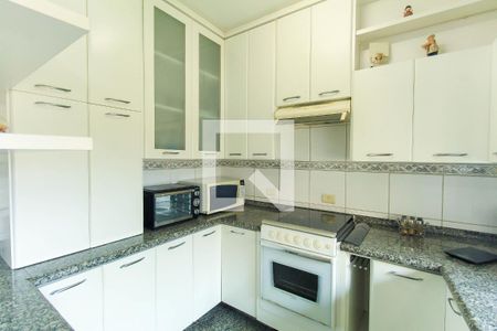 Casa à venda com 298m², 3 quartos e 4 vagasCozinha